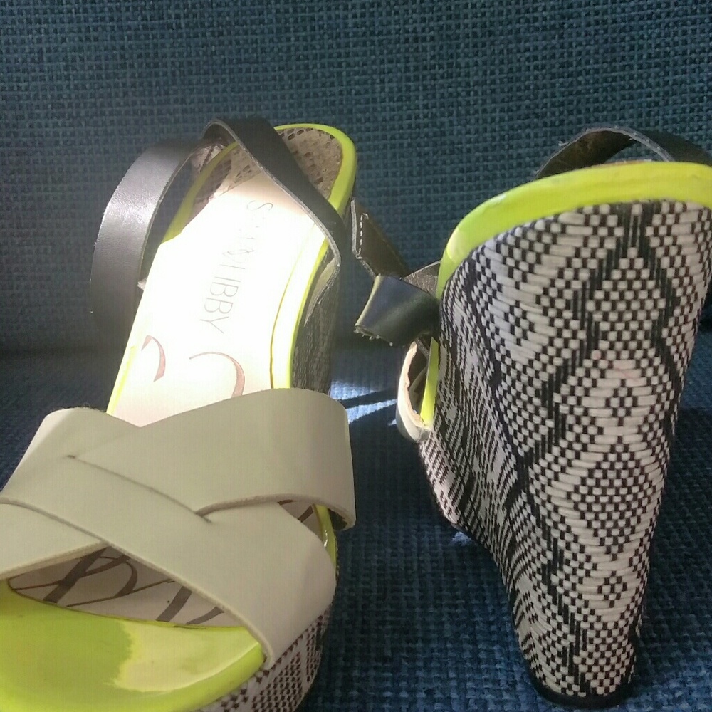 ๐๐ Super cute Wedge. - Picture 3 of 3